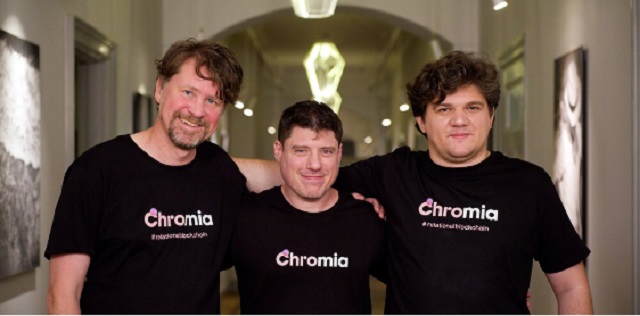 Chromia được phát triển bởi 4 nhà sáng lập Alex Mizrahi, Perelman, Henrik Hjelte và Iddo Bentov