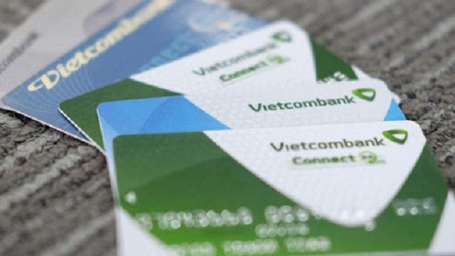 Đầu số tài khoản của ngân hàng Vietcombank là 007, 004, 0491,...