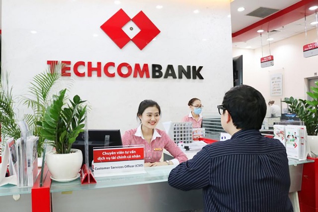 Ngân hàng nào an toàn nhất tại Việt Nam? Ngân hàng Techcombank hiện đang được rất nhiều khách hàng tìm đến nhờ áp dụng nhiều chính sách an toàn giúp mang lại lợi nhuận tốt cho khách hàng