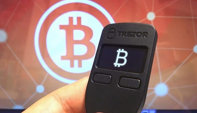 Trezor là 1 trong những ví hỗ trợ lưu trữ POLY token trên thị trường hiện nay